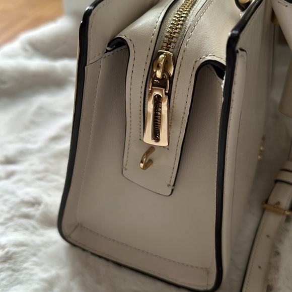 Coach Zoe Carryall - Picture 5 of 7